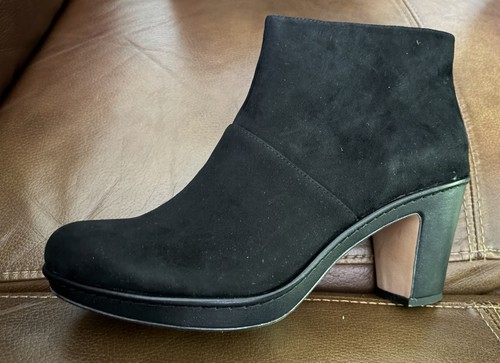 Clarks ladies ankle boots size - ankle,