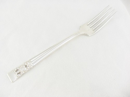 Vintage hampton court - court, silver