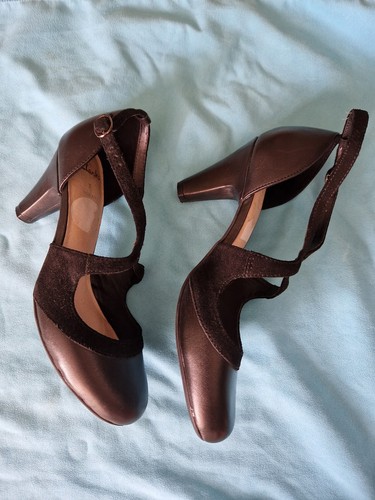 Clarks black ladies shoes - , size
