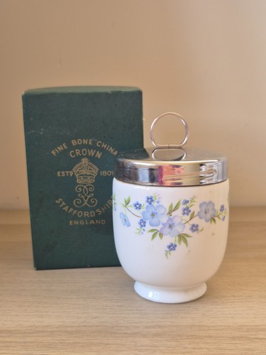 Boxed vintage crown - boxed,