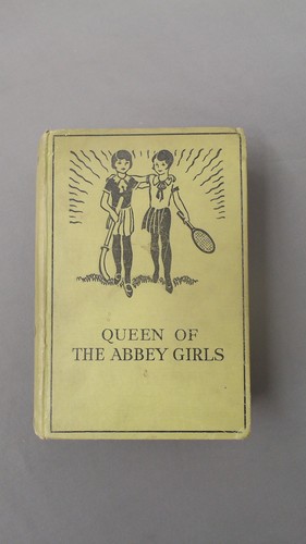 Queen the abbey girls - queen, of