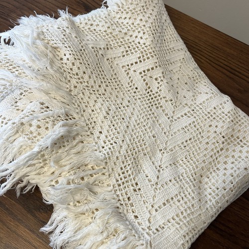 Vtg handmade crochet coverlet - crochet,