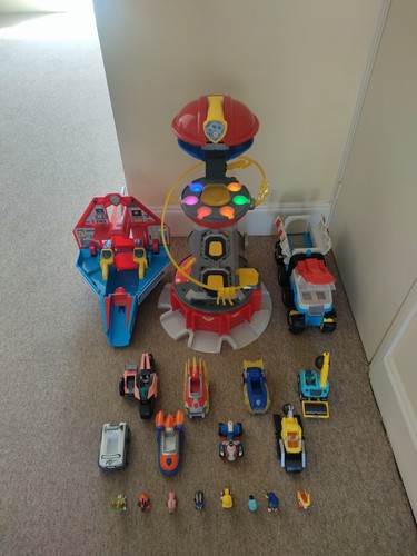 Giant paw patrol lookout - lookout, tower