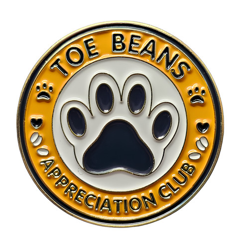Cat pin badge - pin, toe