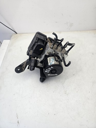 Mazda abs pump 8v61 2c405 - mazda,