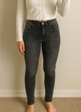 HERA Black Washed Skinny Jeans