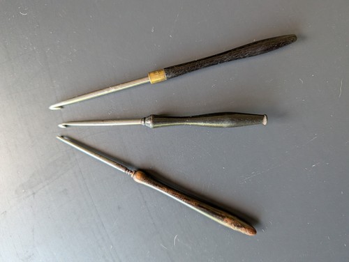 Vintage wooden crochet hooks - vintage,