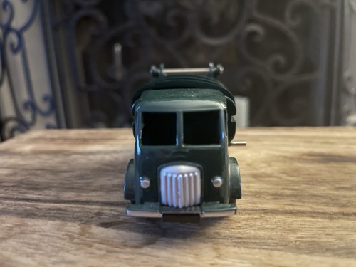 Dinky toys atlas issue 25v - toys,