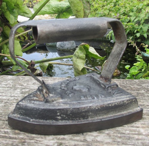 Antique flat iron - flat, stop