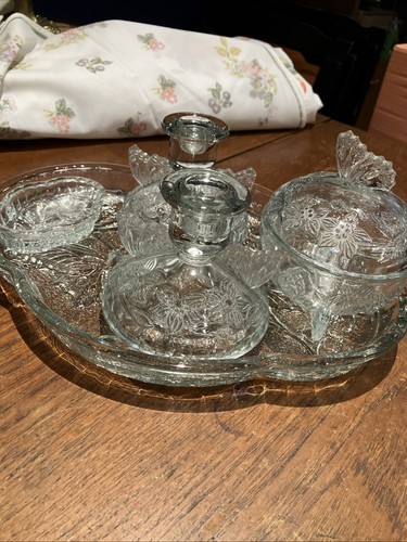 Clear pressed deco piece - clear,