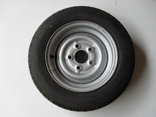 Trailer wheel and - and, tyre