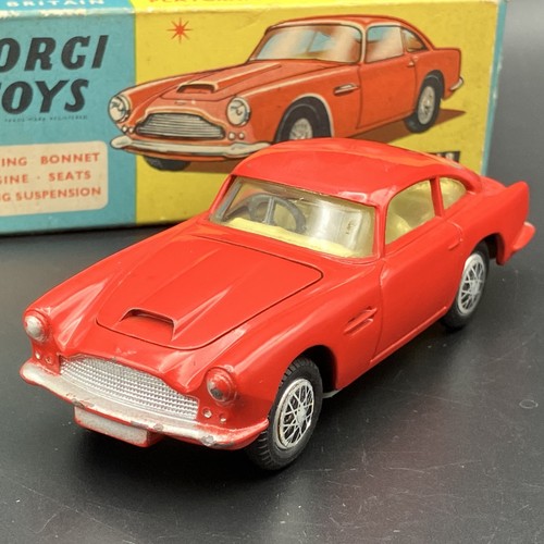C1962 corgi toys 218 aston - c1962,