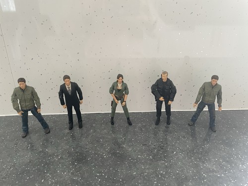 Primeval figures bundle - figures,