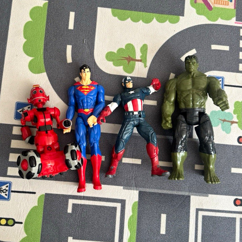 Marvel mixed lot action - mixed, 4