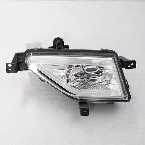Front right driver fog light - front,