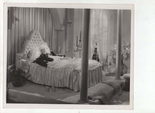 Gitta alpar because love film - gitta,