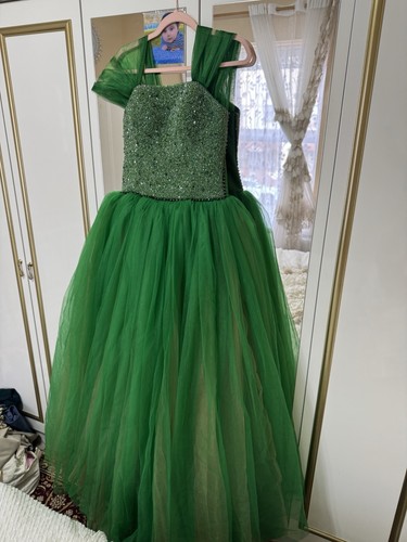 Emerald green ball - green, gown