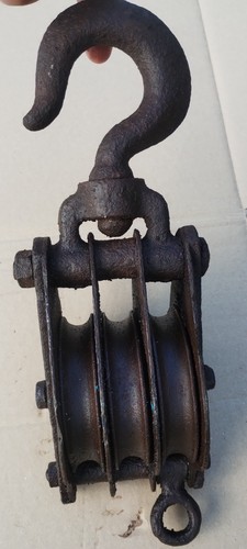 Vintage triple pulley with