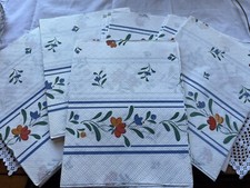 16 X Benders Embossed Paper Disposable Party Tablecloths 90cm X 90cm WhiteFloral