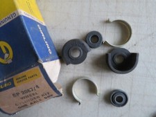 VAUXHALL VIVA HA B C TRIUMPH GT6  REAR WHEEL BRAKE CYLINDER SERVICE KIT N.OS.