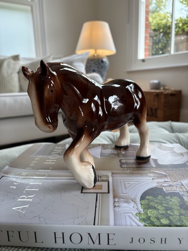Beswick vintage ceramic horse - vintage,