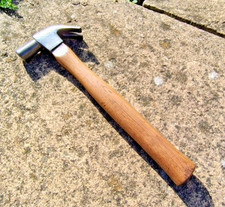 Whitehouse 16 oz Claw Hammer