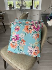 Multicolour Outdoor Cushions, 45x45cm. Never Used. Removable Covers