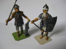 2 Lasset Roman soldiers