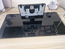 SONY 32" LCD TV  (KDL-32CX523) TABLE TOP STAND WITH FIXING SCREWS