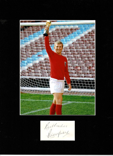 Bobby moore one englands - bobby,