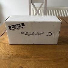 DANBURY MINT 195-055 CHEVROLET CORVETTE STING RAY COUPE 1963 -BLACK 1:24- READ