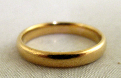 22ct yellow gold superb - yellow,