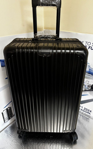 Black inch suitcase real - black,