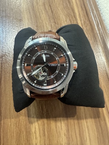 Bulova watch automatic 96a108 - watch,
