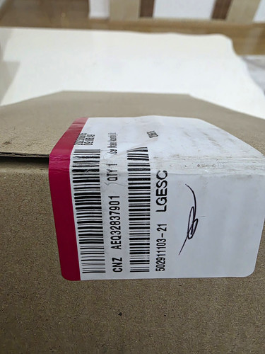 Ice maker assembly - ice,