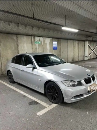 Bmw 320d 2056 - drives, and