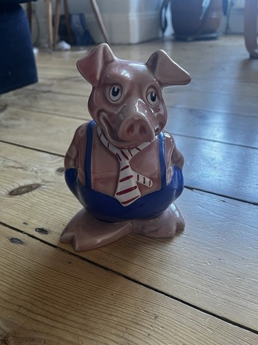 Wade natwest pig maxwell - wade,