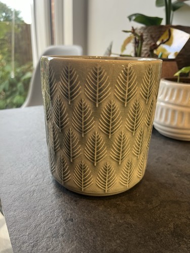 Sage grey crackle - sage-grey, crackle-glaze