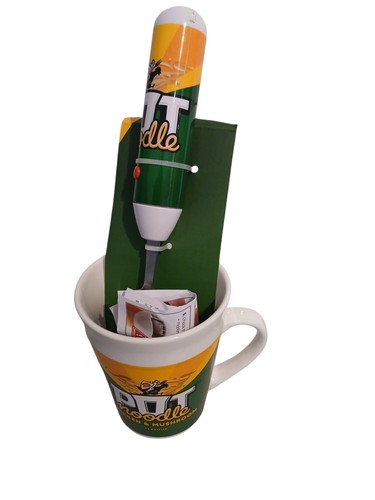 Pot noodle chicken - noodle, and