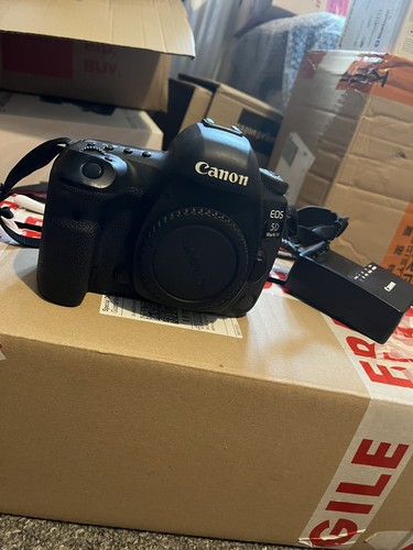 Canon eos mark 30 4mp - 5d, iv