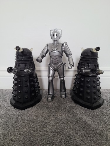 Doctor who cybermen and 2 - cybermen,