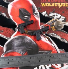Hot Toys Deadpool Pistols