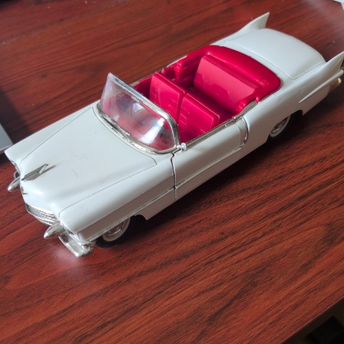 Majorette 1955 white cadillac - majorette,