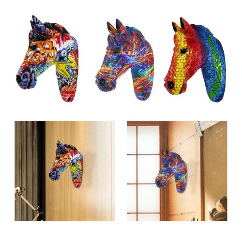 Horse head wall - head,