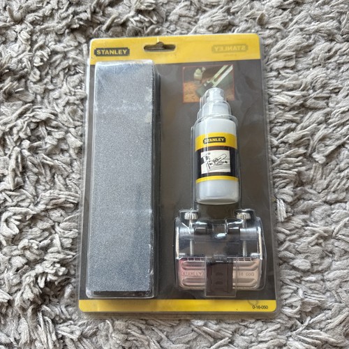 Stanley chisel honing - chisel, guide