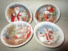 POTTERY BARN NOSTALGIC SANTA