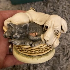 Harmony Kingdom - ‘Pecking Order’ - Cat & Dog - Edition 1  By Peter Calvesbert