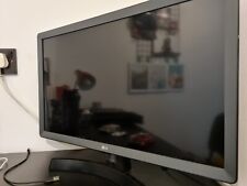 LG 24TQ510S-PZ 24" Smart HD