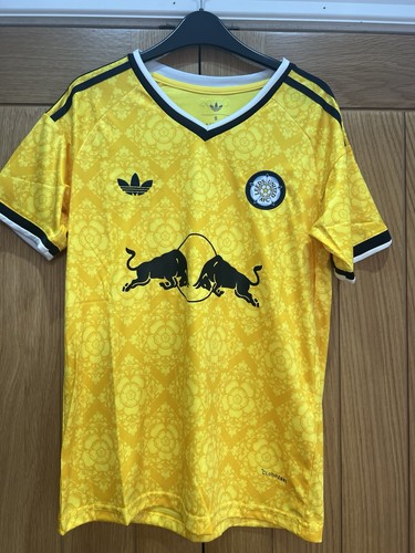 Leeds united shirt - leeds,