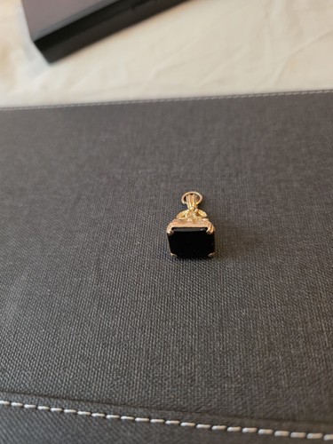 9ct solid gold seal - gold,